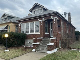 8824 S Throop Street, Chicago, IL 60620