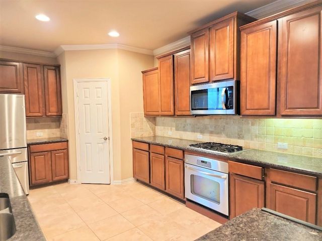 510 Walsh Hill TRL, Cedar Park, TX 78613