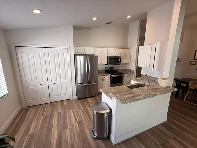 856 ROCKY MOUNTAIN COURT, Valrico, FL 33594