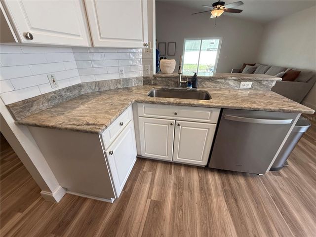 856 ROCKY MOUNTAIN COURT, Valrico, FL 33594