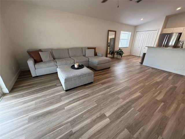 856 ROCKY MOUNTAIN COURT, Valrico, FL 33594