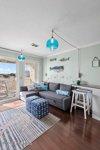 650 Cedar Point Boulevard B25, Cedar Point, NC 28584