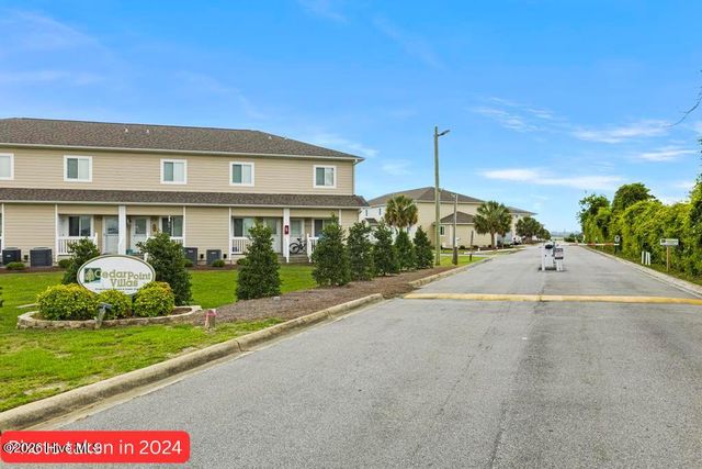 650 Cedar Point Boulevard B25, Cedar Point, NC 28584