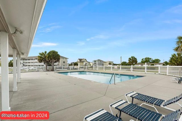 650 Cedar Point Boulevard B25, Cedar Point, NC 28584