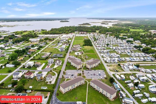 650 Cedar Point Boulevard B25, Cedar Point, NC 28584