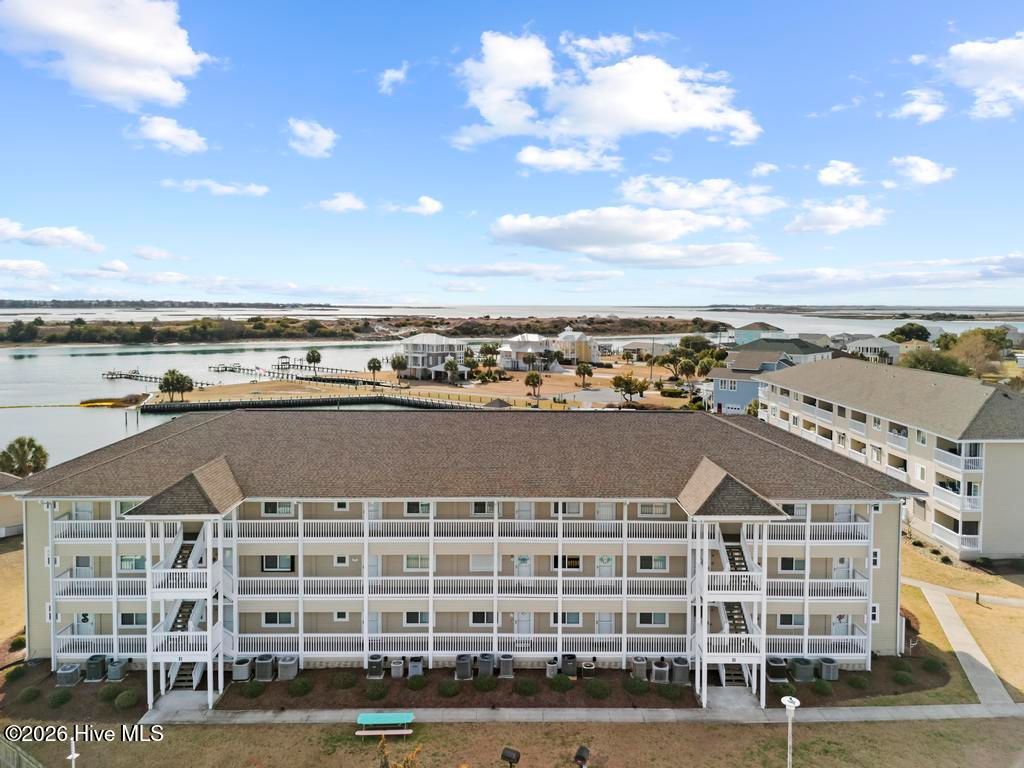 650 Cedar Point Boulevard B25, Cedar Point, NC 28584