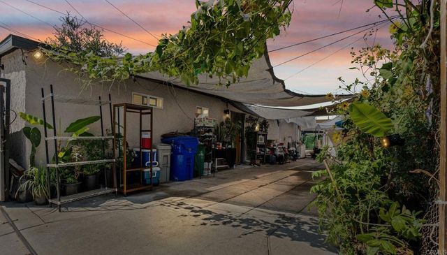 2181 Franklin Avenue, San Diego, CA 92113