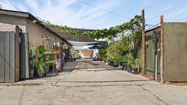 2181 Franklin Avenue, San Diego, CA 92113