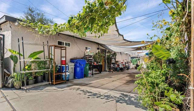 2181 Franklin Avenue, San Diego, CA 92113
