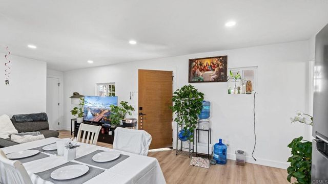 2181 Franklin Avenue, San Diego, CA 92113