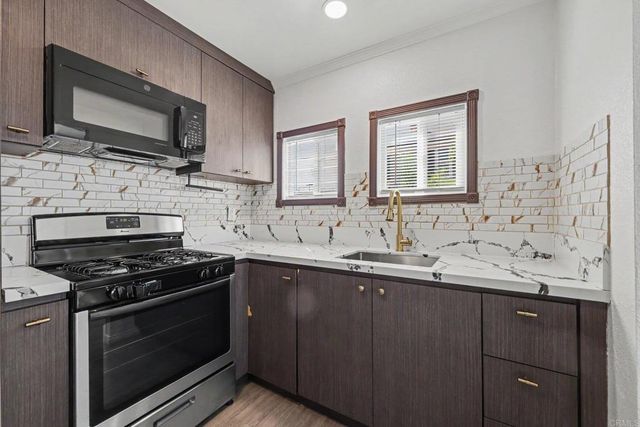 2181 Franklin Avenue, San Diego, CA 92113