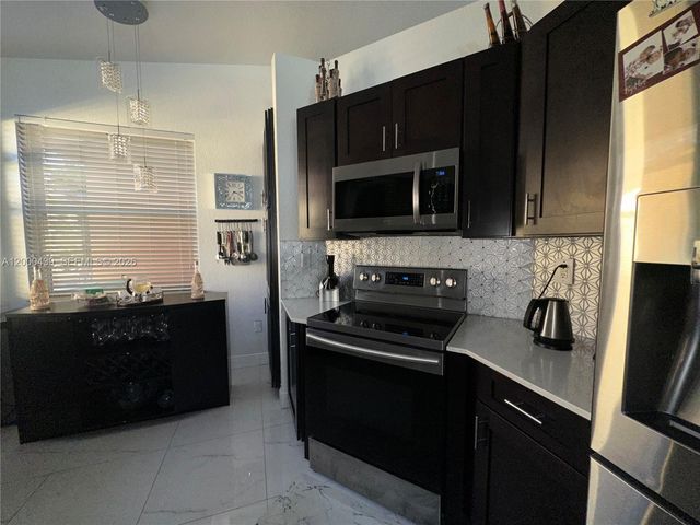 13337 SW 52nd St, Miramar, FL 33027