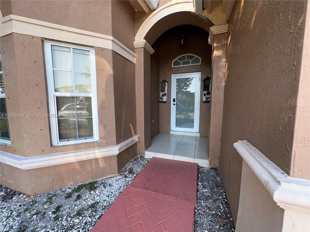 13337 SW 52nd St, Miramar, FL 33027