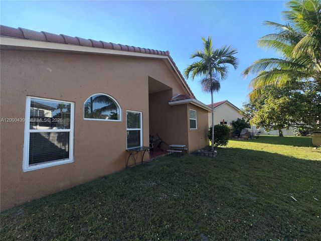 13337 SW 52nd St, Miramar, FL 33027