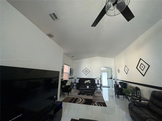 13337 SW 52nd St, Miramar, FL 33027