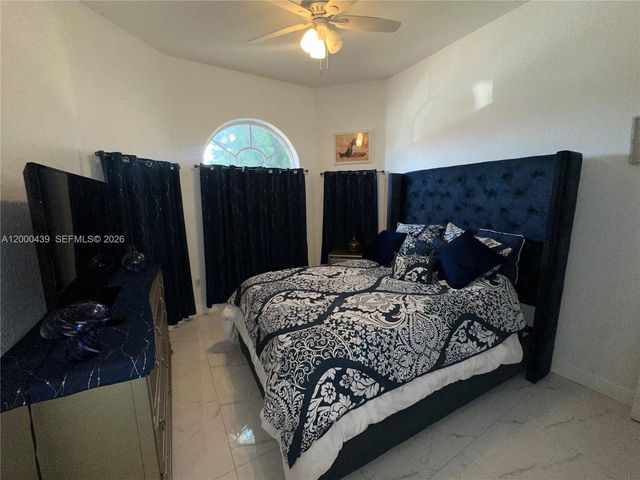 13337 SW 52nd St, Miramar, FL 33027