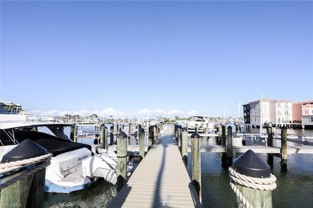 4680 Gulf Shore BLVD N, Naples, FL 34103