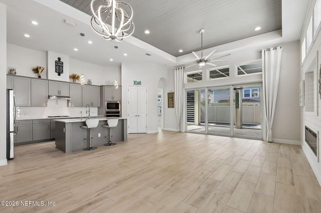 10707 AVENTURA Drive, Jacksonville, FL 32256