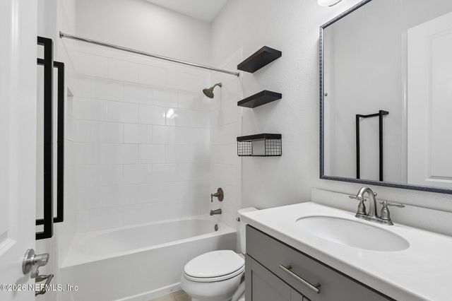 10707 AVENTURA Drive, Jacksonville, FL 32256
