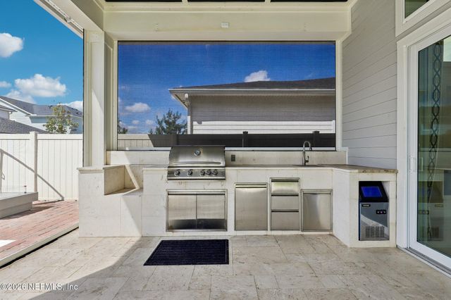 10707 AVENTURA Drive, Jacksonville, FL 32256