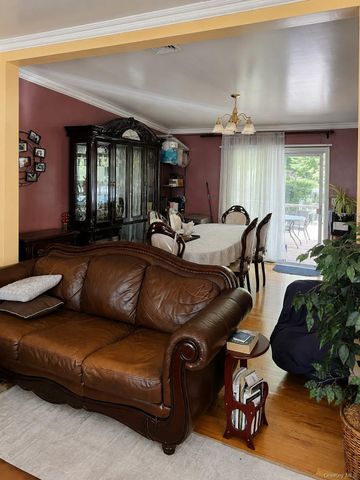71 O'Halloran Circle, Pleasant Valley, NY 12569