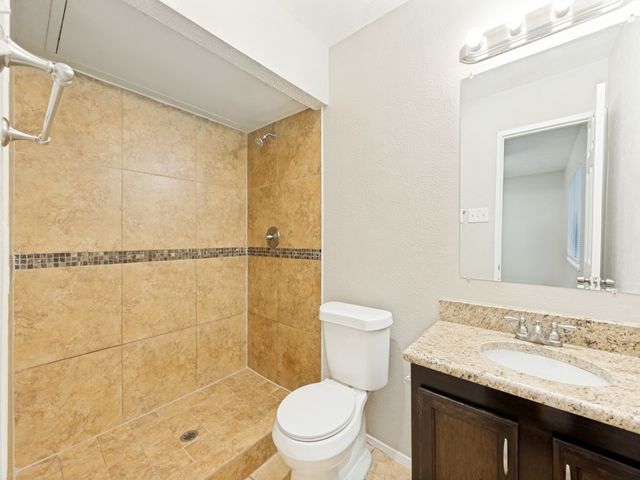 5225 Knox Drive, The Colony, TX 75056