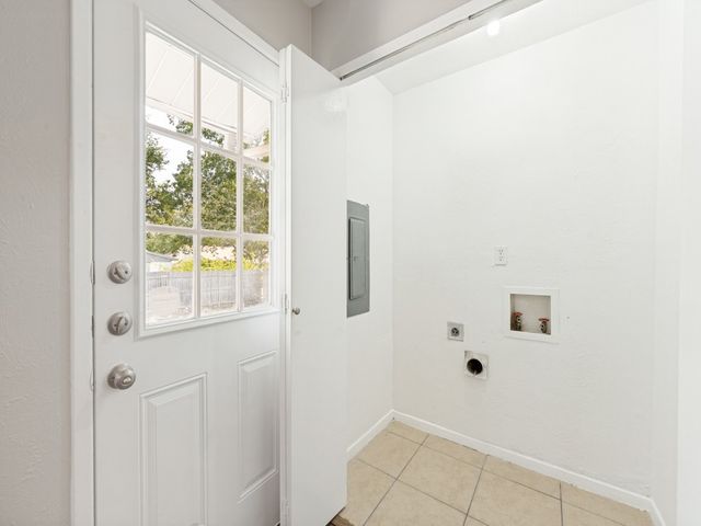 5225 Knox Drive, The Colony, TX 75056