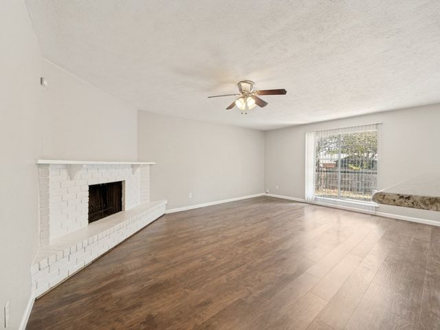 5225 Knox Drive, The Colony, TX 75056