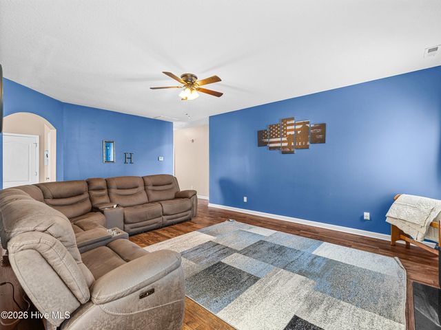 703 Stafford Lane, Jacksonville, NC 28546