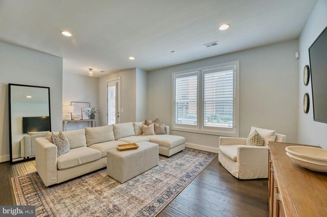 44714 ELLSWORTH TER, Ashburn, VA 20147