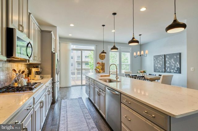 44714 ELLSWORTH TER, Ashburn, VA 20147
