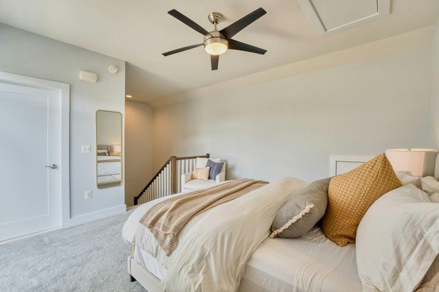 44714 ELLSWORTH TER, Ashburn, VA 20147