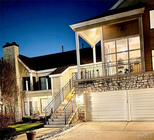 1608 Lake Knoll Drive 1A, Lake St Louis, MO 63367