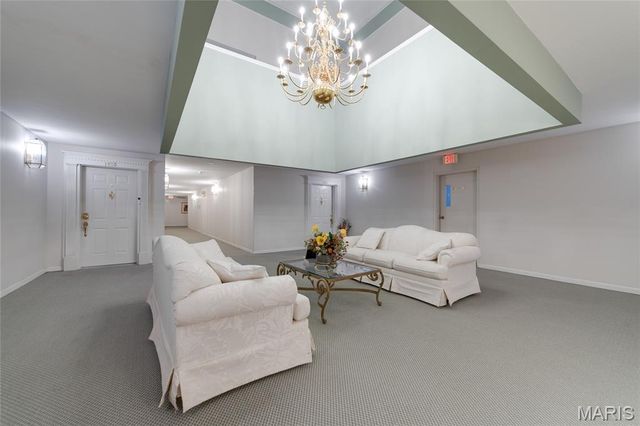 1608 Lake Knoll Drive 1A, Lake St Louis, MO 63367