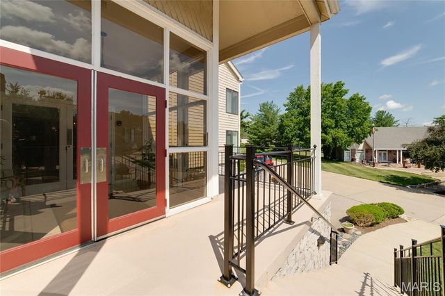1608 Lake Knoll Drive 1A, Lake St Louis, MO 63367