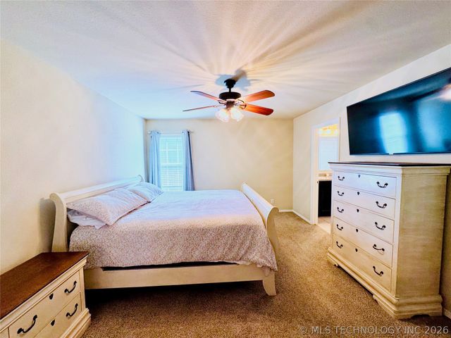 1310 Panther Lane, Sapulpa, OK 74066