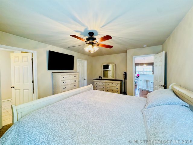 1310 Panther Lane, Sapulpa, OK 74066