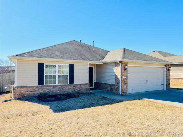 1310 Panther Lane, Sapulpa, OK 74066
