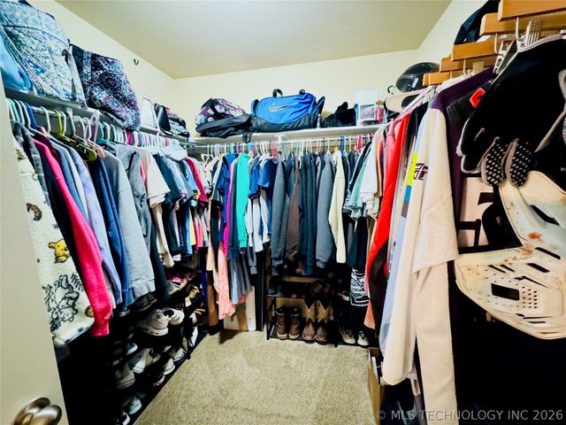 1310 Panther Lane, Sapulpa, OK 74066