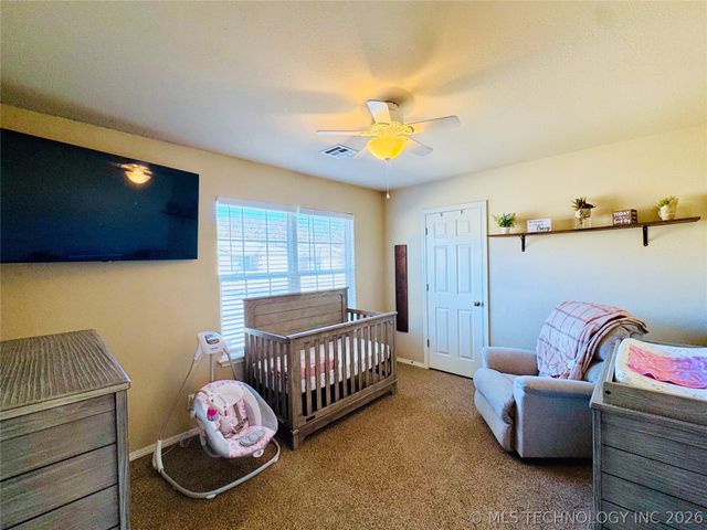 1310 Panther Lane, Sapulpa, OK 74066