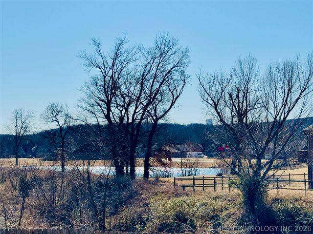 1310 Panther Lane, Sapulpa, OK 74066