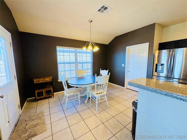 1310 Panther Lane, Sapulpa, OK 74066