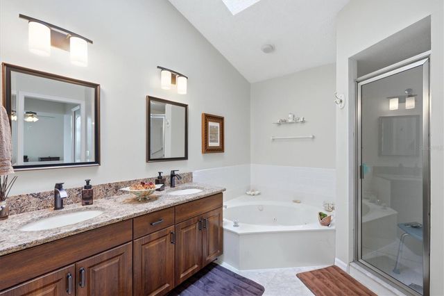 1468 TURNBERRY DRIVE, Venice, FL 34292