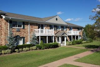 226 Lakeland Avenue G-1, Sayville, NY 11782