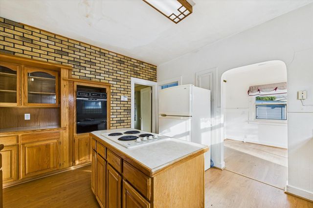 2539 D Street, Eureka, CA 95501