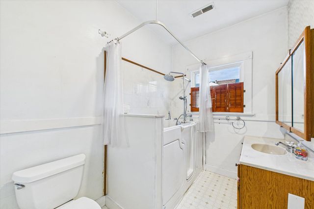 2539 D Street, Eureka, CA 95501