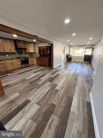 702 SMITH LN, Mount Holly, NJ 08060