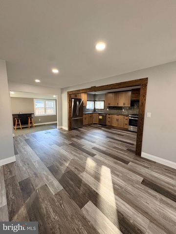 702 SMITH LN, Mount Holly, NJ 08060