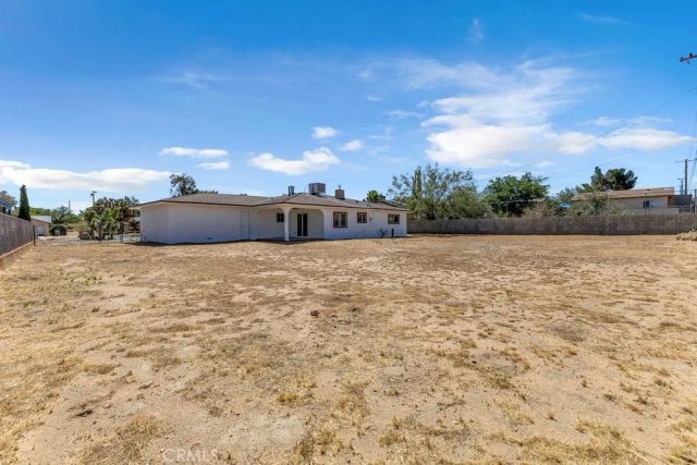 7120 La Habra, Yucca Valley, CA 92284