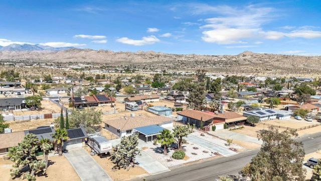 7120 La Habra, Yucca Valley, CA 92284